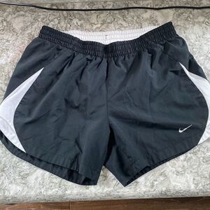 Nike women running shorts Sz S black & white Ex Cond